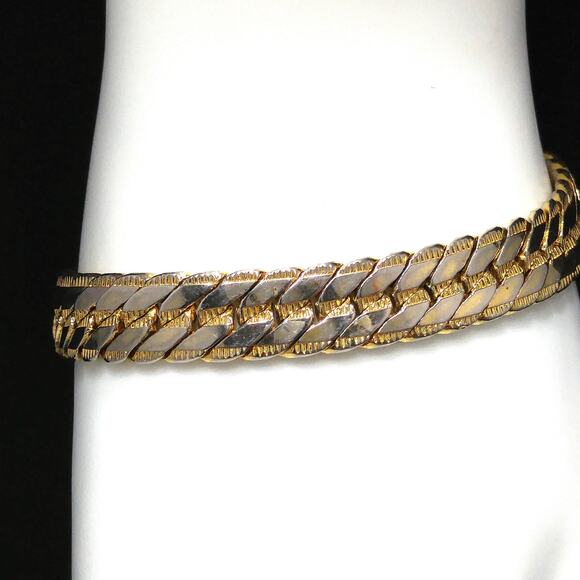 Vintage Napier Bracelet, Gold Plated Herringbone Chain, 1980s, 7 1/4" - Picture 5 of 10